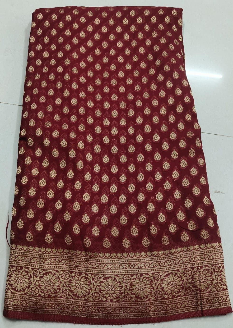 Banaras Buuti